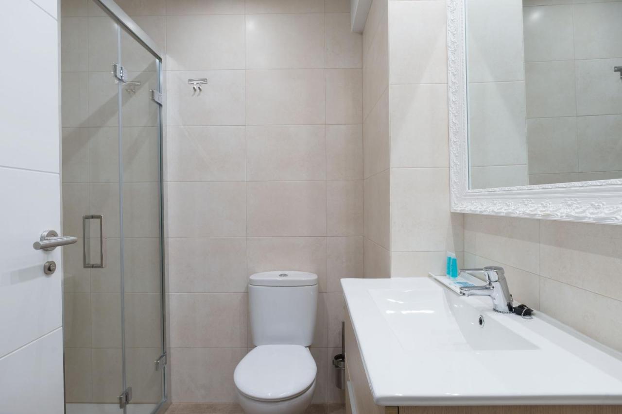 Arrasate Center - Iberorent Apartments Сан Себастиан Екстериор снимка